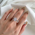 4.0 Carat Luxurious Engagement Ring